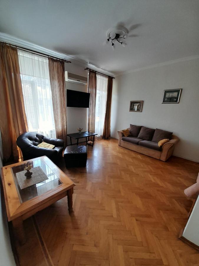 Apartment On Hretska 26/28 Odessa Exterior foto